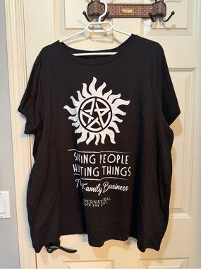 Black Supernatural Graphic Tee Torrid Size 3